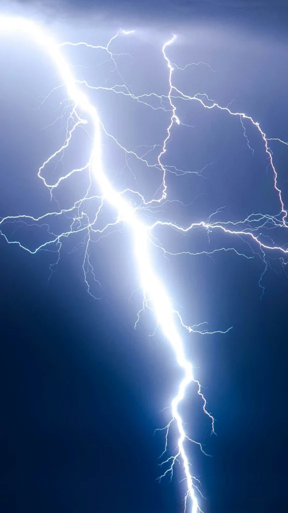Comment les tornades sont-elles principalement détectées ?