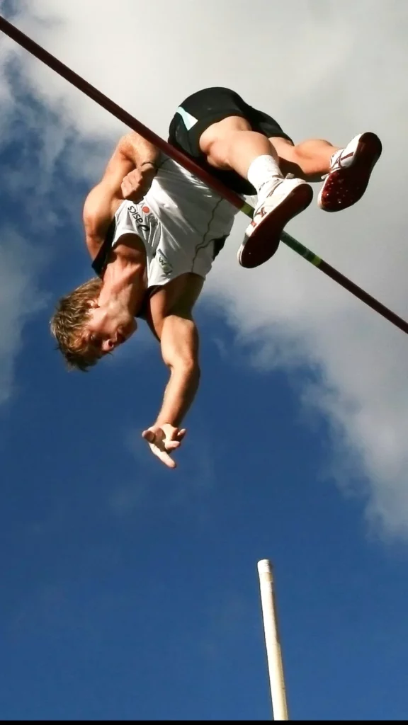 Who holds the men’s pole vault world record?