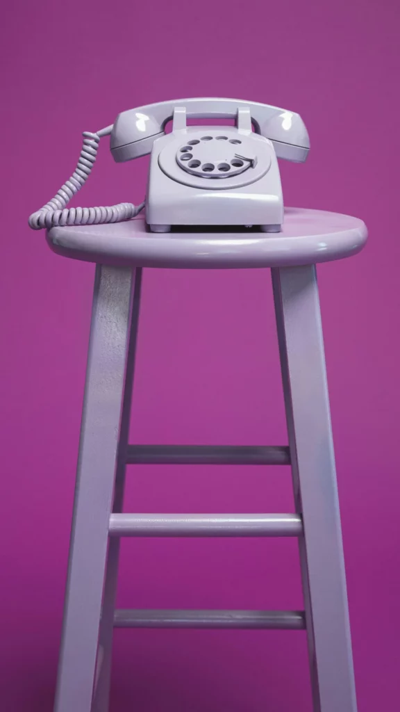 Qui est connu pour avoir inventé le téléphone ?
